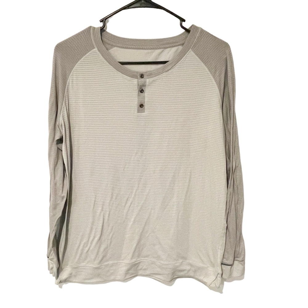 Lululemon Women's Runamuck Size‎ 6 Gray Striped Henley Top Long Sleeve Athletic